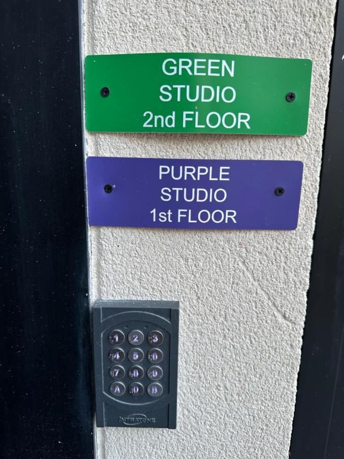 Green&Purple Studio 24-24 Access Bois-Colombes Eksteriør bilde
